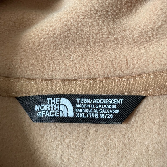 NWOT North Face Pullover - Picture 3 of 4